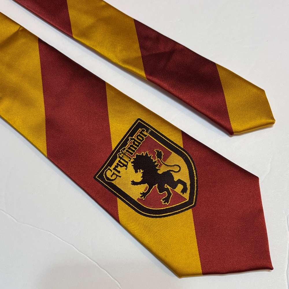 Gryffindor Harry Potter Striped polyester Tie - Red and Gold 56 x 3